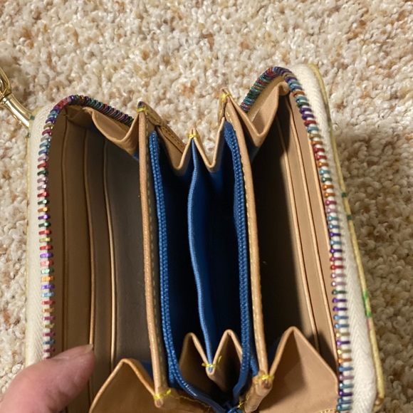 Authentic Dooney and Bourke multi color bag / shoulder strap with small wallet - Picture 5 of 6